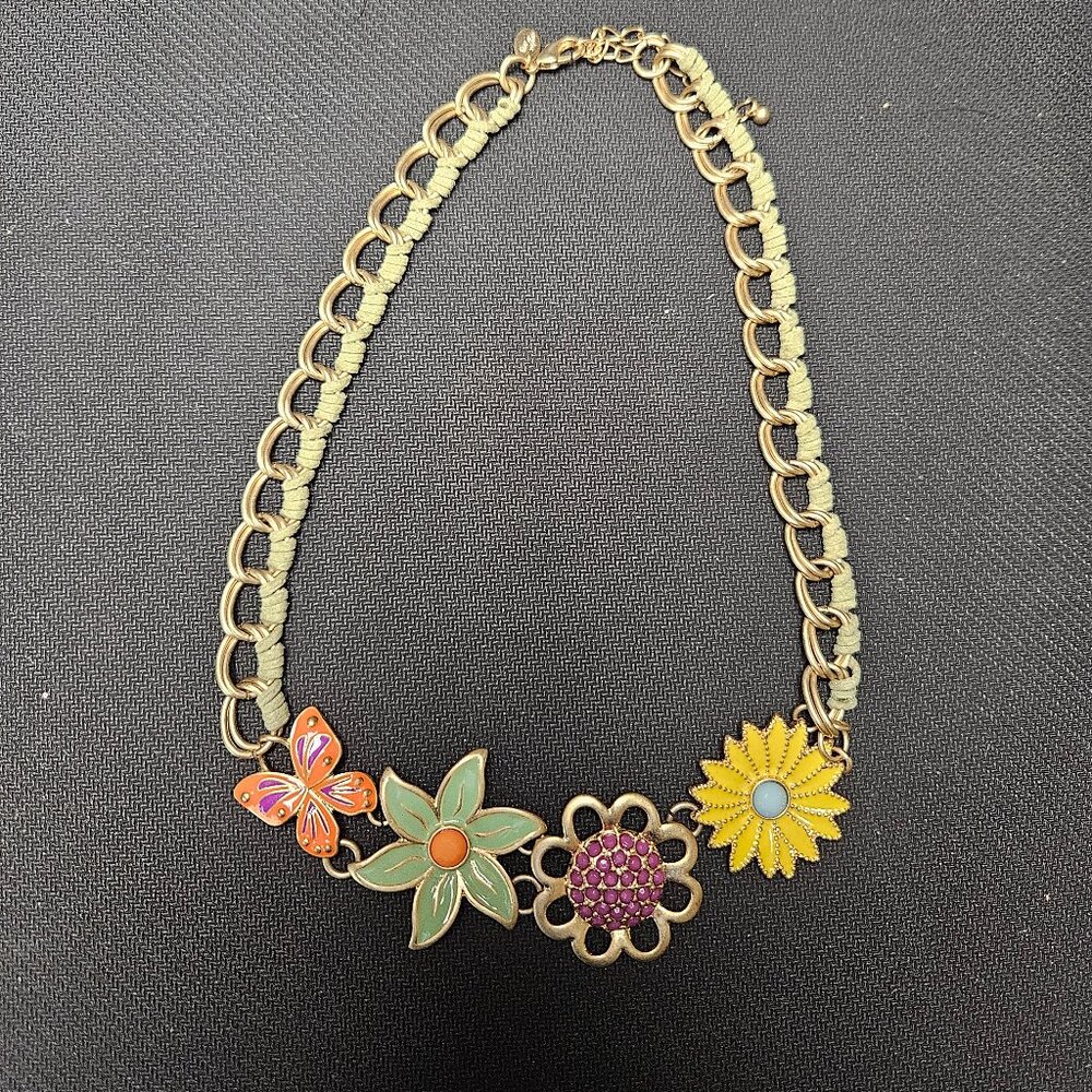 Lia Sophia necklace